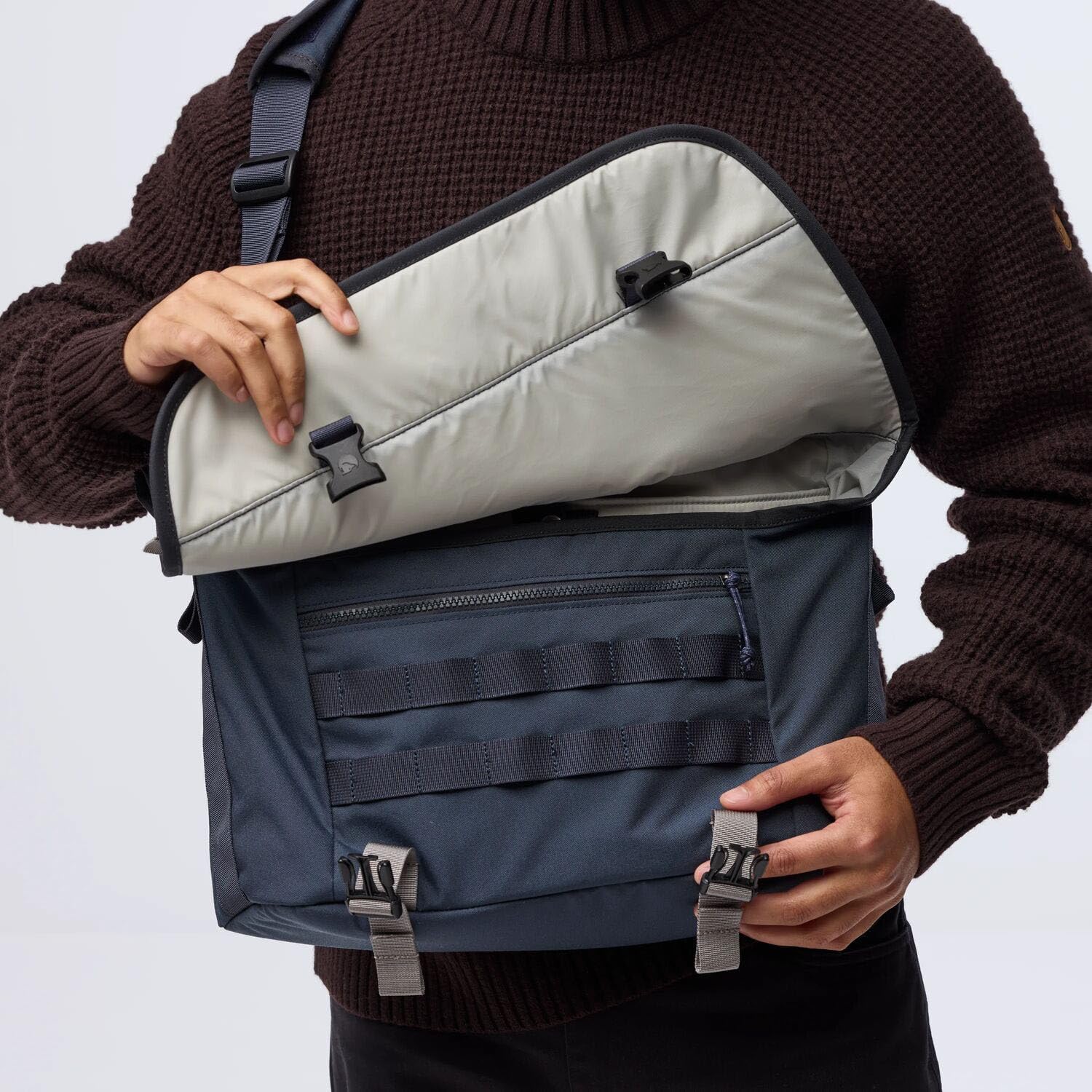 Fjällräven Unisex Vardag Shoulder Bag 12 Navy