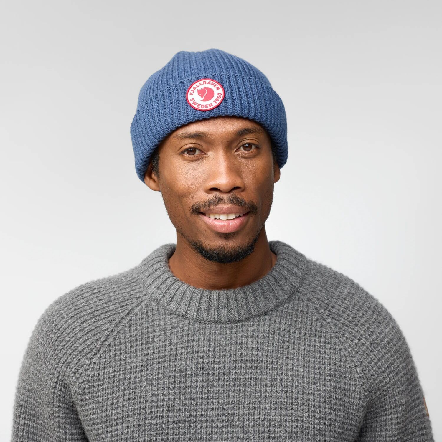 Fjallraven 1960 Lite Logo Men's Cuffed Beanie - Mid-Height Deep Forest