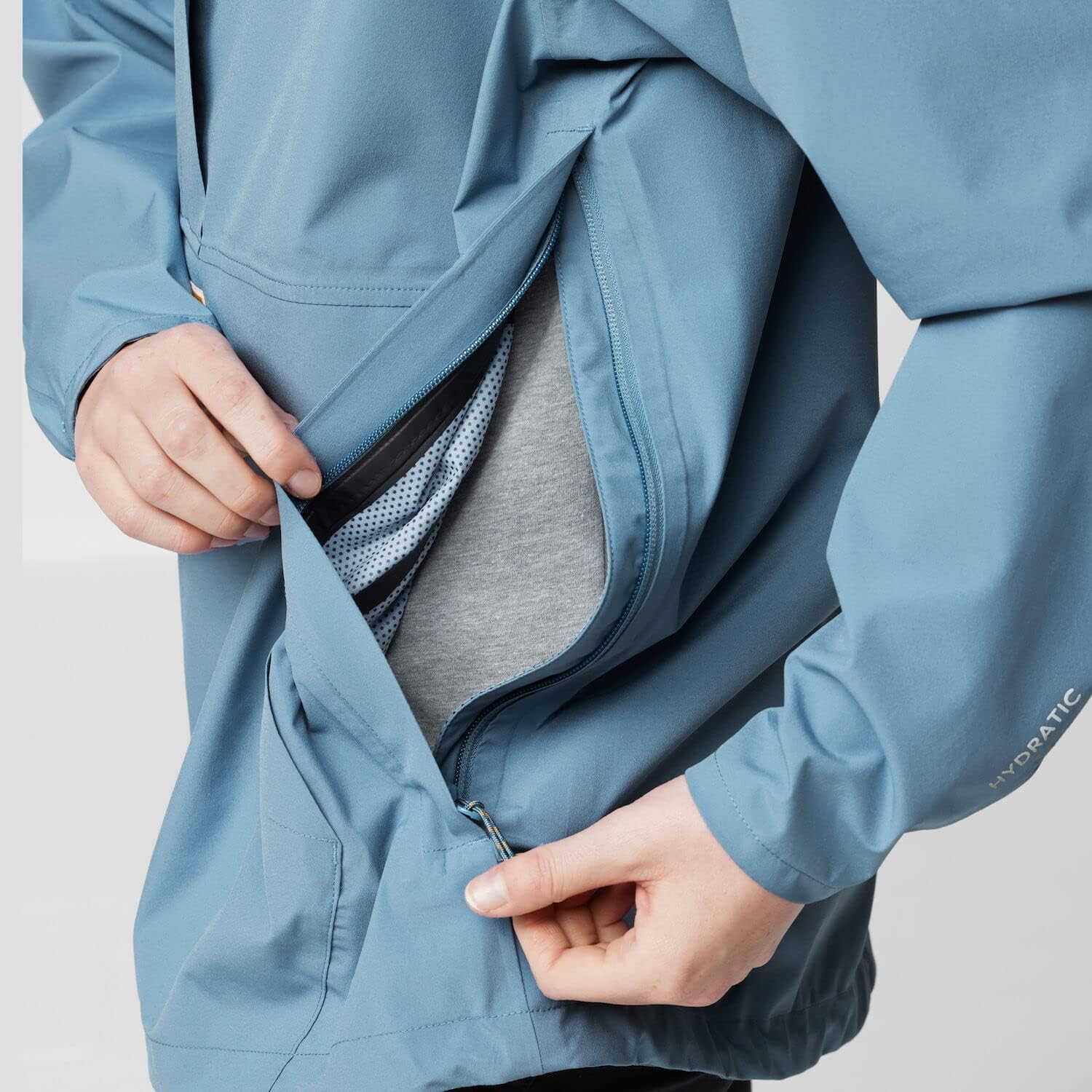 Fjallraven Vardag Hydratic Anorak - Women's Dawn Blue X-Small