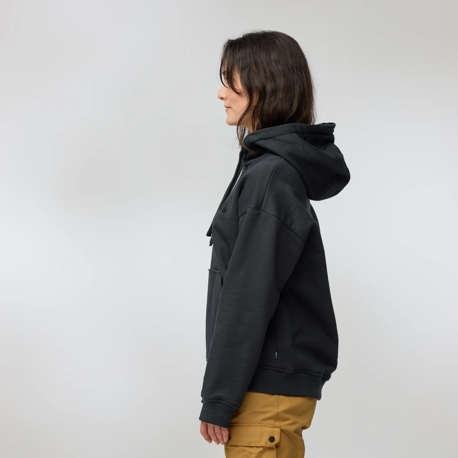 Fjallraven Classic Women's Round Neck Sweatshirt - Relaxed Fit Suede Brown