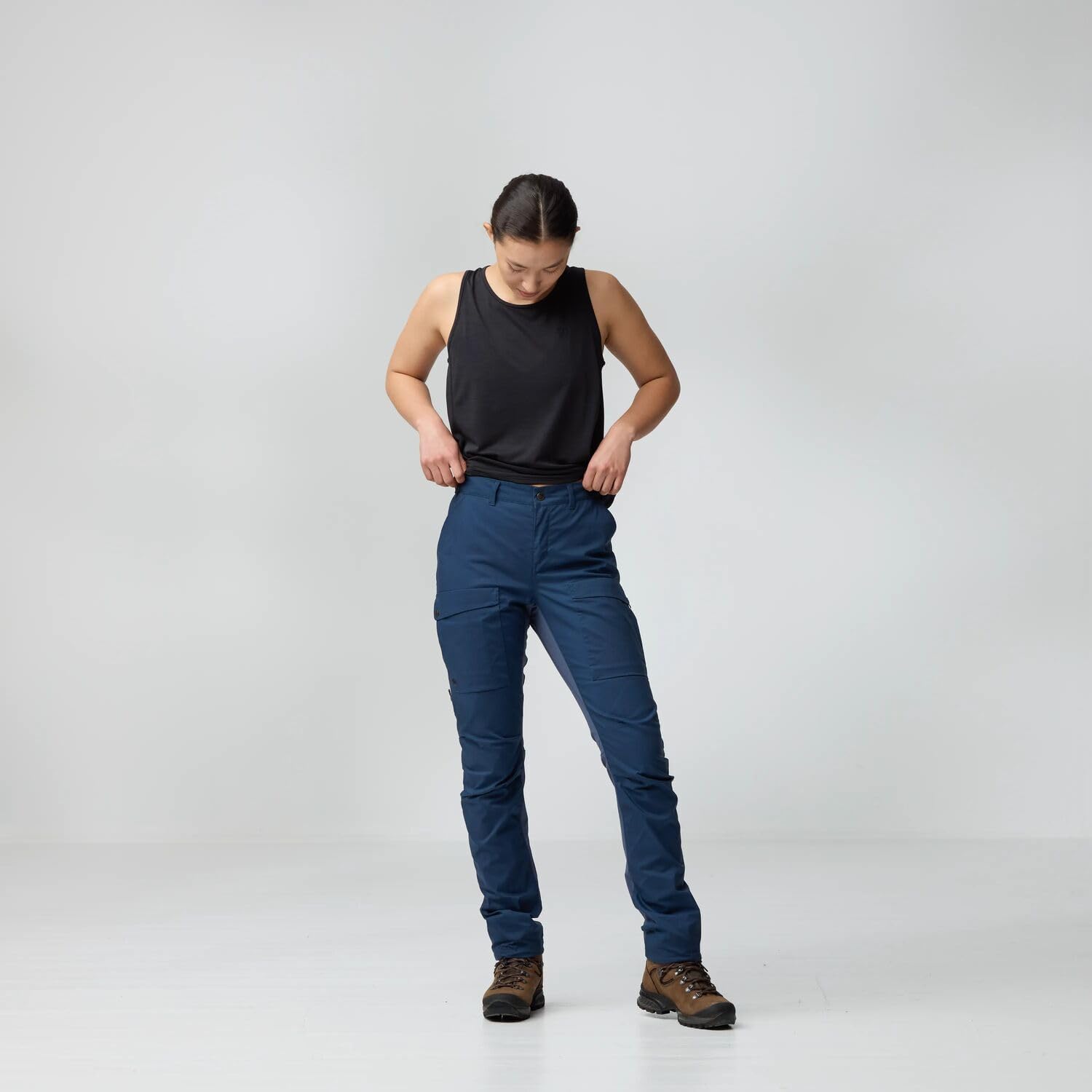 Fjällräven Women's Abisko Hybrid Trail Trousers W Laurel Green 1